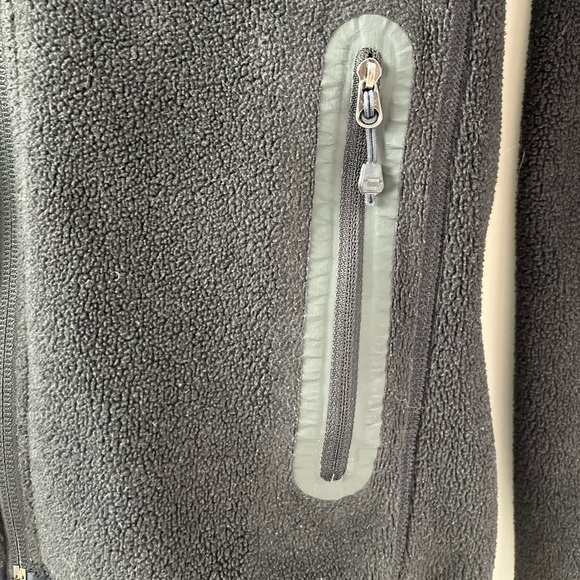 MEC Full Zip Women’s Fleece Sweater XS - Picture 4 of 6